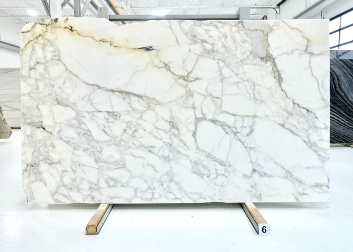 CALACATTA GOLD EXTRA 2CM MARBLE
