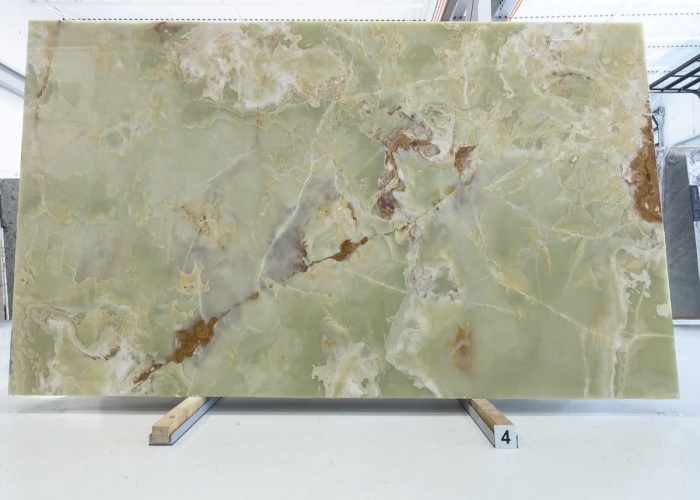 JADE GREEN ONYX 2CM